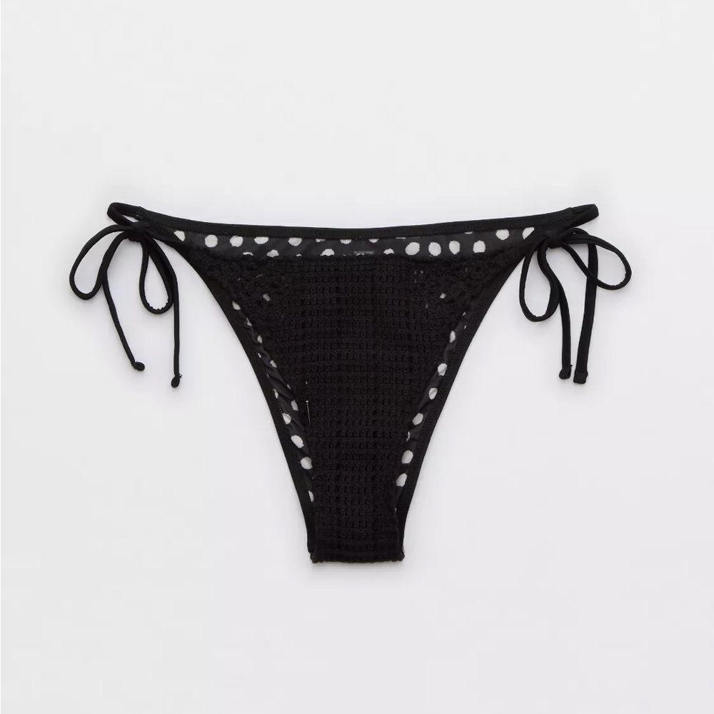 NWT Aerie *True Black* Sz M The Sunbun Crochet Bikini Bottom